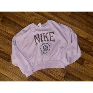 NWOT lavender Nike crew neck, youth XL (would fit women’s XS/S)